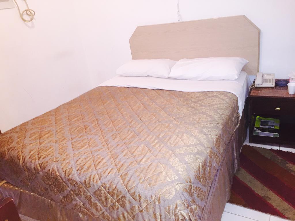دبي Gold Plaza Guest House المظهر الخارجي الصورة