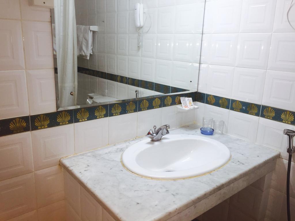 دبي Gold Plaza Guest House الغرفة الصورة